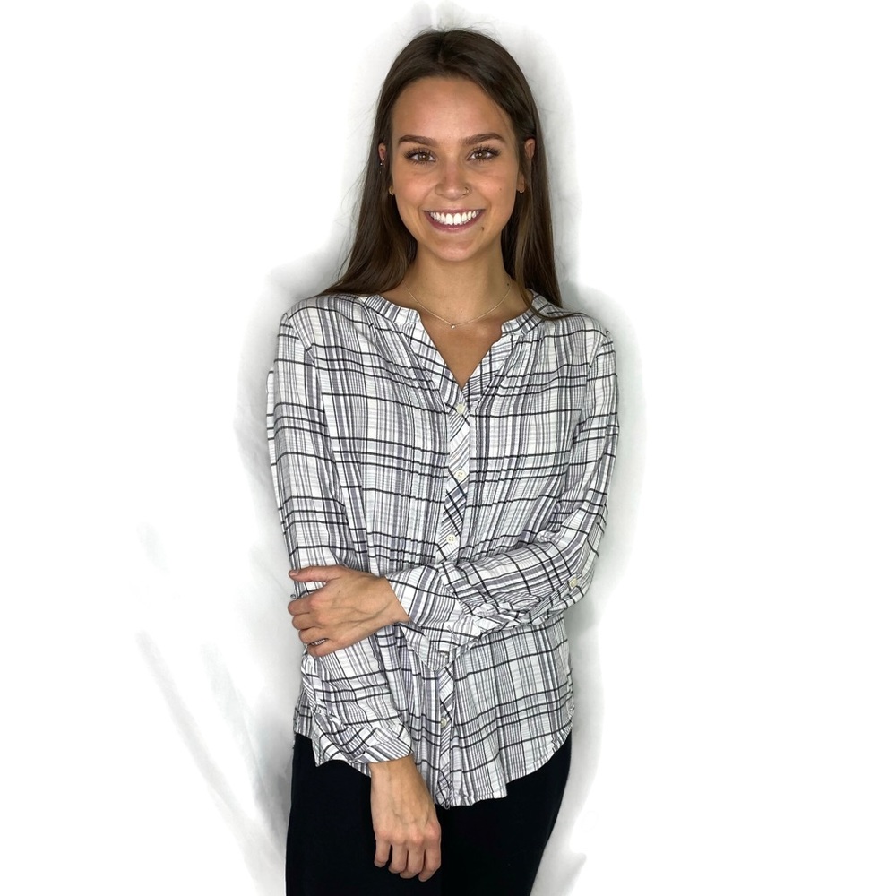 Croft & Barrow White Black Plaid Pleated Front Button Down Casual Top Medium